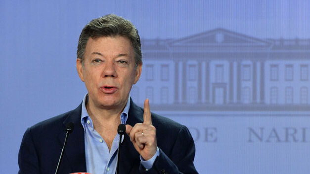 Santos thanks Ecuador, Panama for border security efforts