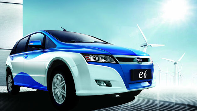 Electric taxis arrive in Colombia