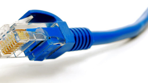 Colombia seeks to combat poverty by increasing internet connections