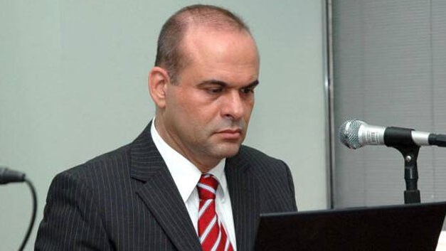 ‘We’re victims too’: Colombia’s murderous ex-paramilitary leaders seek representation at peace talks