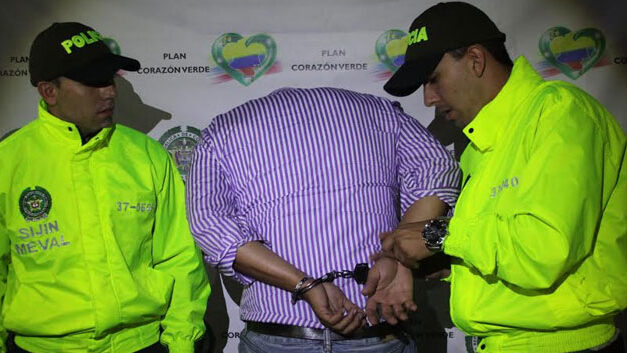 Medellin police arrest 2001 car bomb attacker