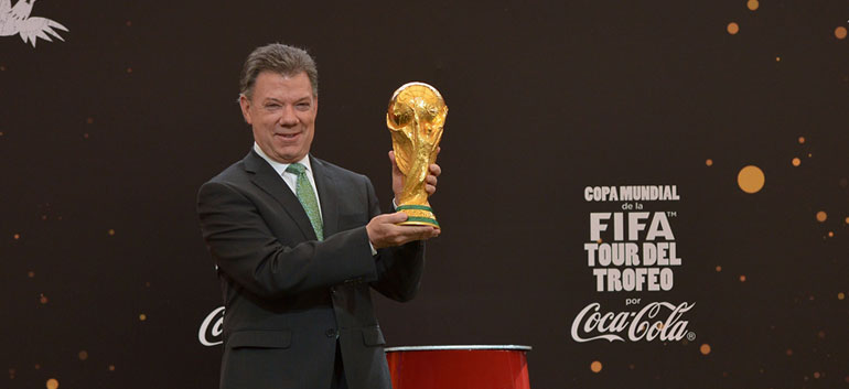 Santos Receives FIFA World Cup Trophy