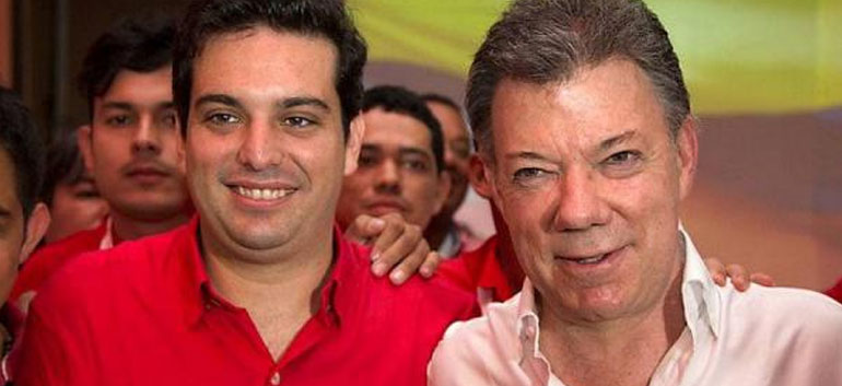 Simon Gaviria (L) and Juan Manuel Santos (R)