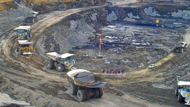 Colombian miners offered ‘collective holidays’ to avoid mass layoffs