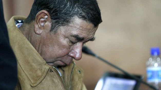 Former paramilitary commander asks forgiveness for torture and killing