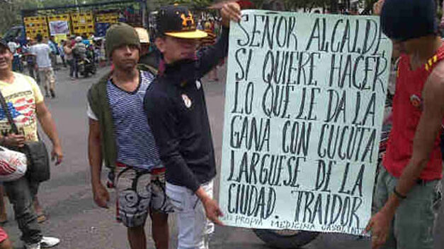 Angry residents shut down northeast Colombia border city