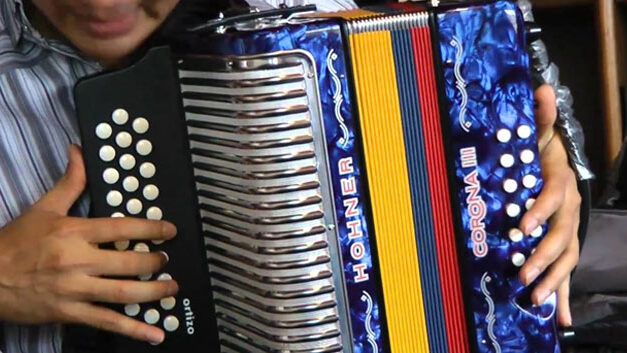 New king of vallenato music named at prestigious music festival