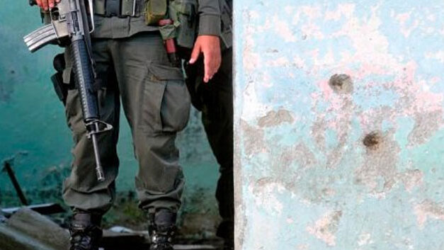 ‘Guerrillas’ attack police station in north Colombia despite ceasefire