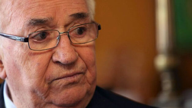 Colombia ex-President latest to endorse Santos