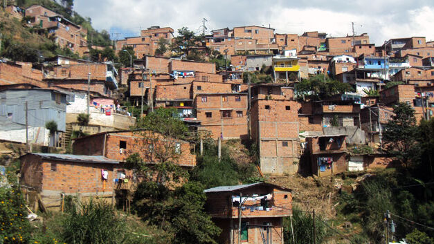 ‘Mexico’s Sinaloa cartel sending arms and troops to Medellin’