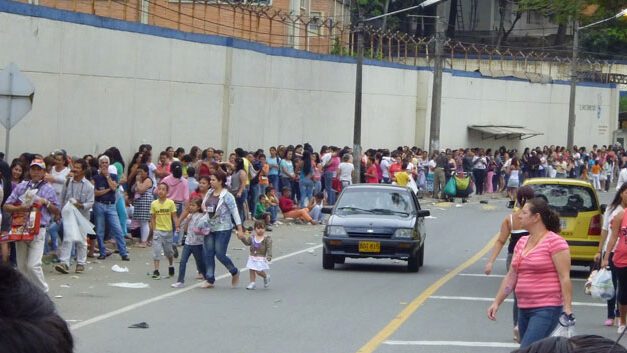 Colombia prison crisis gets worse; Guards lock down 109 of 138 penitentiaries