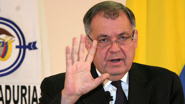 Colombia’s inspector general calls on Santos to reject ceasefire with FARC rebels