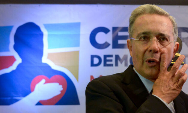 Uribe sides with FARC and wants constituent assembly to seal eventual Colombia peace deal