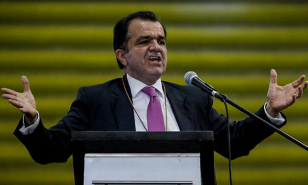 Colombia government denies political persecution of conservative opposition chief