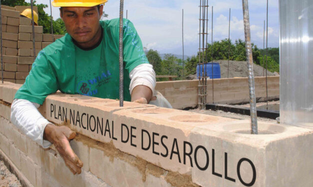 Santos’ priorities until 2018: peace, population census, Bogota metro and equality