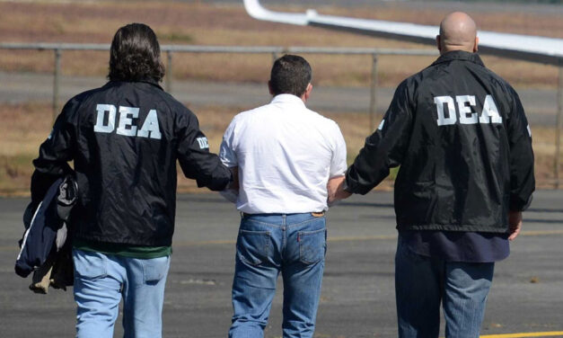 Colombia suspends extradition of FARC leader to US