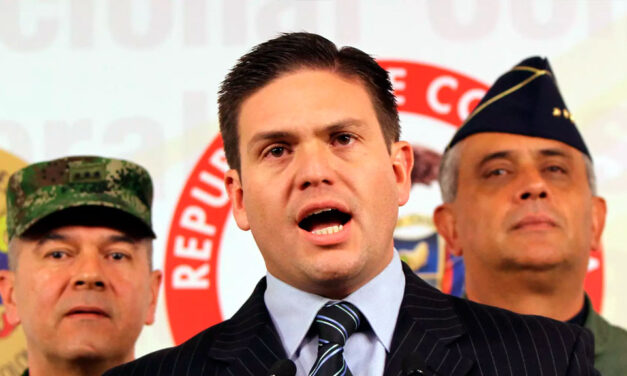 Ground offensives against FARC to continue despite absence of air support: Minister