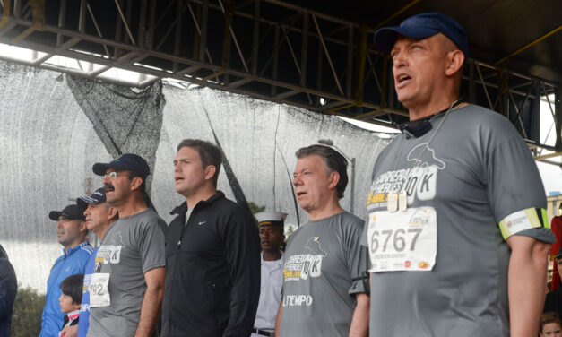 Santos booed at event in support of military