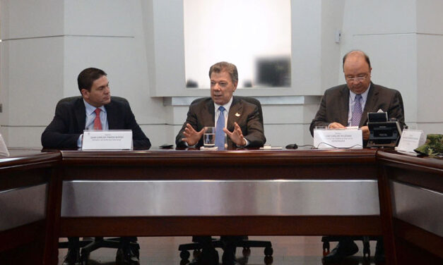 Colombia’s new defense minister takes office amid peace talks and security crises