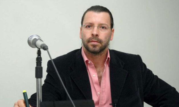 Former key paramilitary commander released from prison