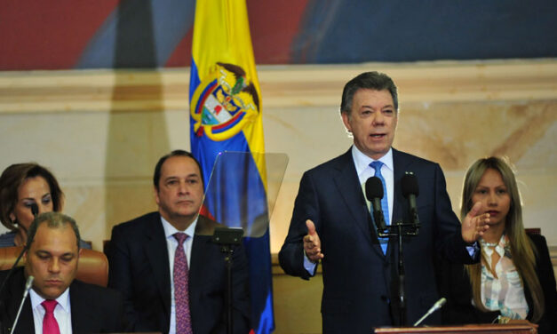 While Santos calls for unity, Colombia’s congress fractures further