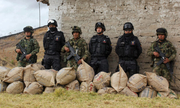 Military finds ton of explosives in southwest Colombia