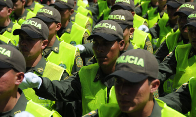 6 cops killed in Colombia over the weekend, but by who?
