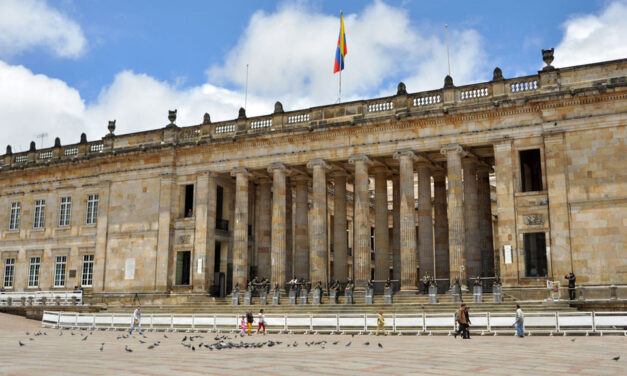 Colombia congress revives absenteeism debate after 1st attempt failed due to absenteeism