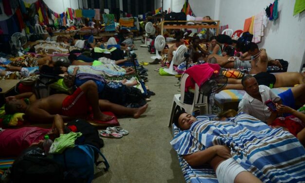 Colombia town to declare emergency over 4000 stuck migrants