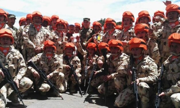 Colombia army commander leads send-off of troops to Sinai