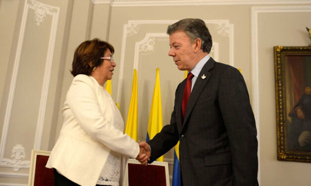 Santos admits Colombia state role in 1980s killings of leftist politicians