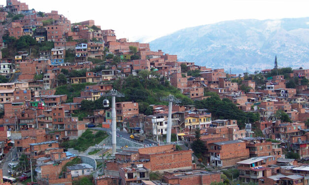 Medellin gang violence displaced more than 700 families this year