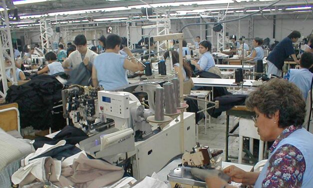 Colombia labor union demands 9% minimum wage hike