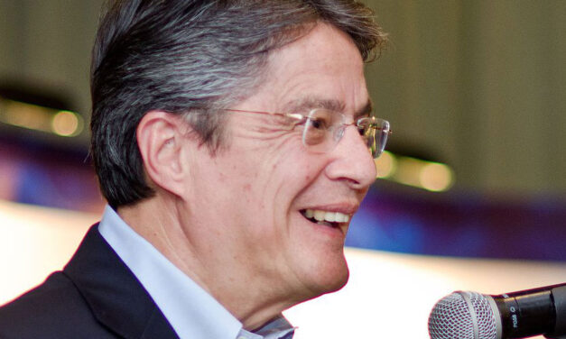 Ecuador’s opposition guarantees continued support for peace in Colombia