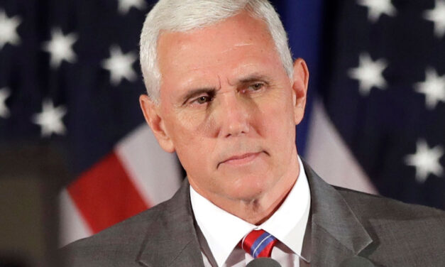 Pence calls Colombia’s Santos, makes no commitment on peace aid