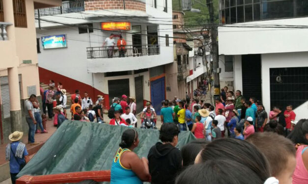 Colombia’s coca substitution pilot suspended after farmers rise up