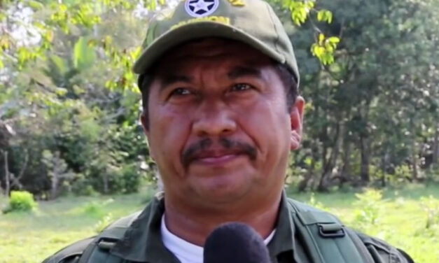 Colombia decrees bombing of FARC dissidents