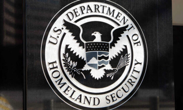 US homeland security agents ‘accepted bribes, prostitutes from Colombia crime lords’