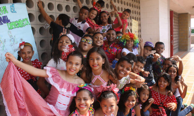 North Colombia mayor bans early classes and homework