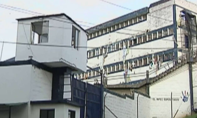 ’42 inmates injured in Medellin prison riot’