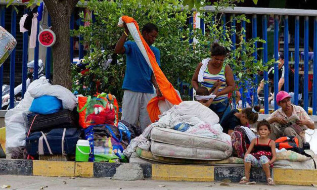 UN offers Colombia help to deal with mass migration from Venezuela