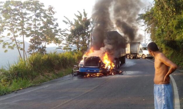 ELN carries out at least 10 attacks in first days of shutdown