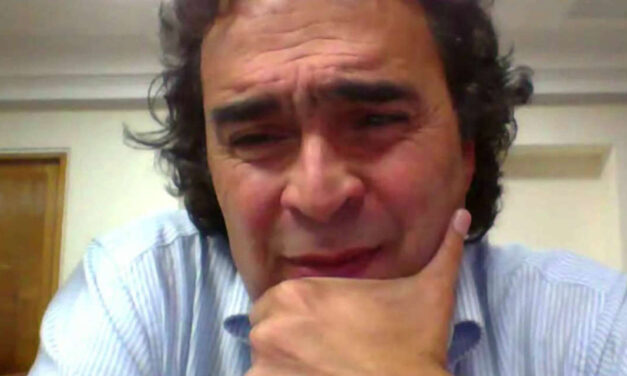 Colombia polarizes and centrist candidate plummets in poll