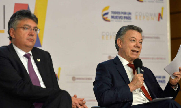 Colombia vows to open books on peace process’ finances