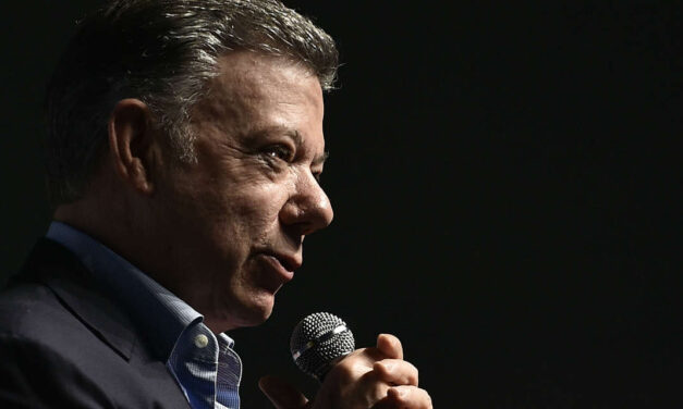 Santos could be Colombia’s best president ever (duélale a quien le duela)