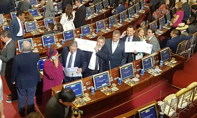 Colombia’s FARC calls on deserted members to return