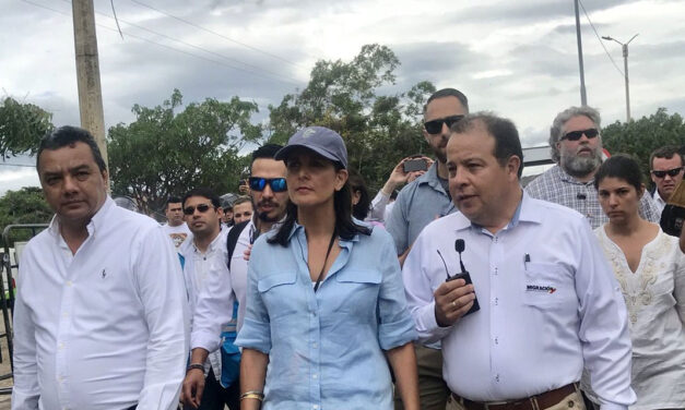 US ambassador visits displaced Venezuelans in Colombia