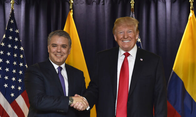 Trump surprisingly praises Duque after trashing Colombia’s president twice