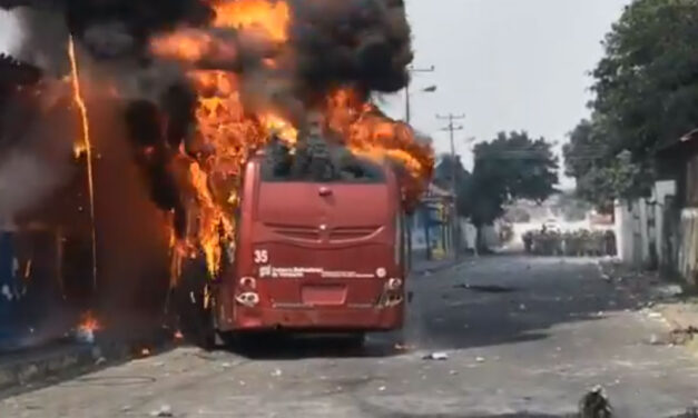 More than 280 injured in Venezuela border clashes: Colombia