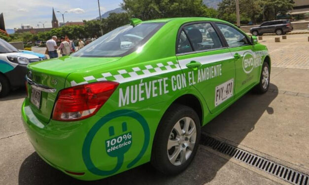 Medellin to replace 1500 yellow cabs with electric taxis in attempt to curb pollution